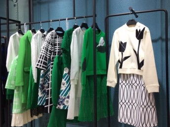 圖 歐時力18秋冬裝庫存品牌折扣女裝批發(fā)一手貨源 廣州服裝 鞋帽 箱包