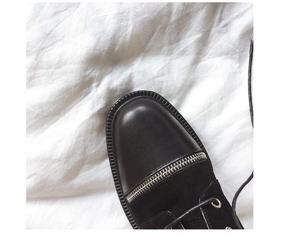 2017秋季新款英倫厚底粗跟馬丁靴子短靴女鞋女靴黑色(羊京+內(nèi)里羊皮)預(yù)售1周 東材馬丁靴型號(hào)【價(jià)格 圖片 品牌 報(bào)價(jià)】-蘇寧易購(gòu)力盾服飾鞋帽專營(yíng)店