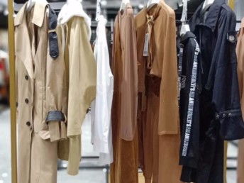 圖 依袖品牌女裝批發(fā)一手貨源 廣州服裝 鞋帽 箱包